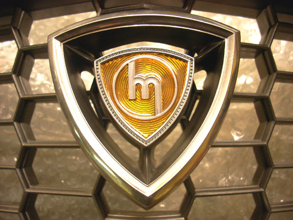 mazda_grillbadge_1.jpg